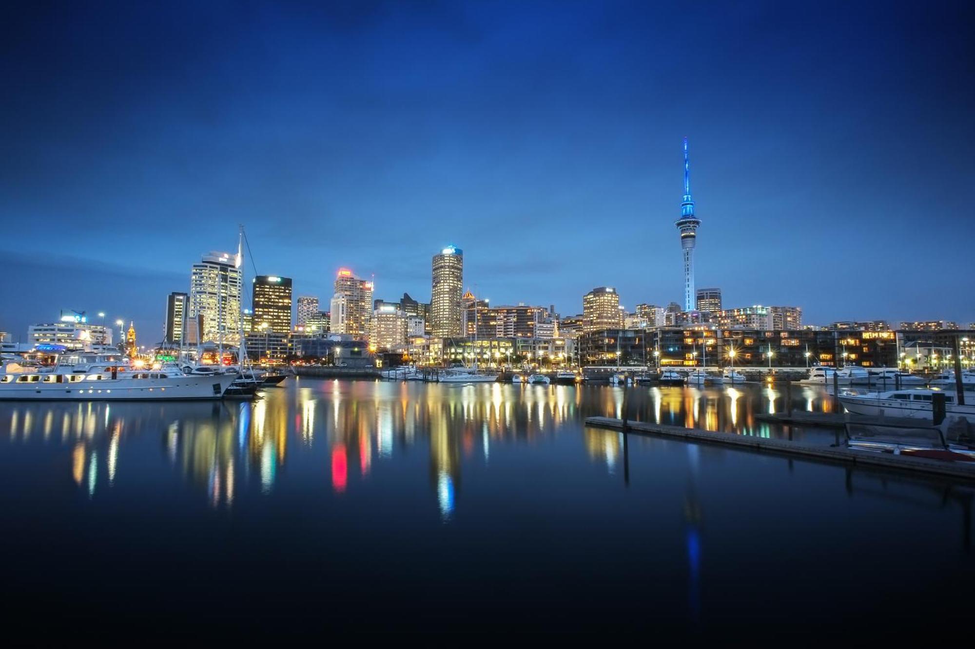 Luxurious & Spacious Living With Breathtaking Views Auckland Exteriör bild