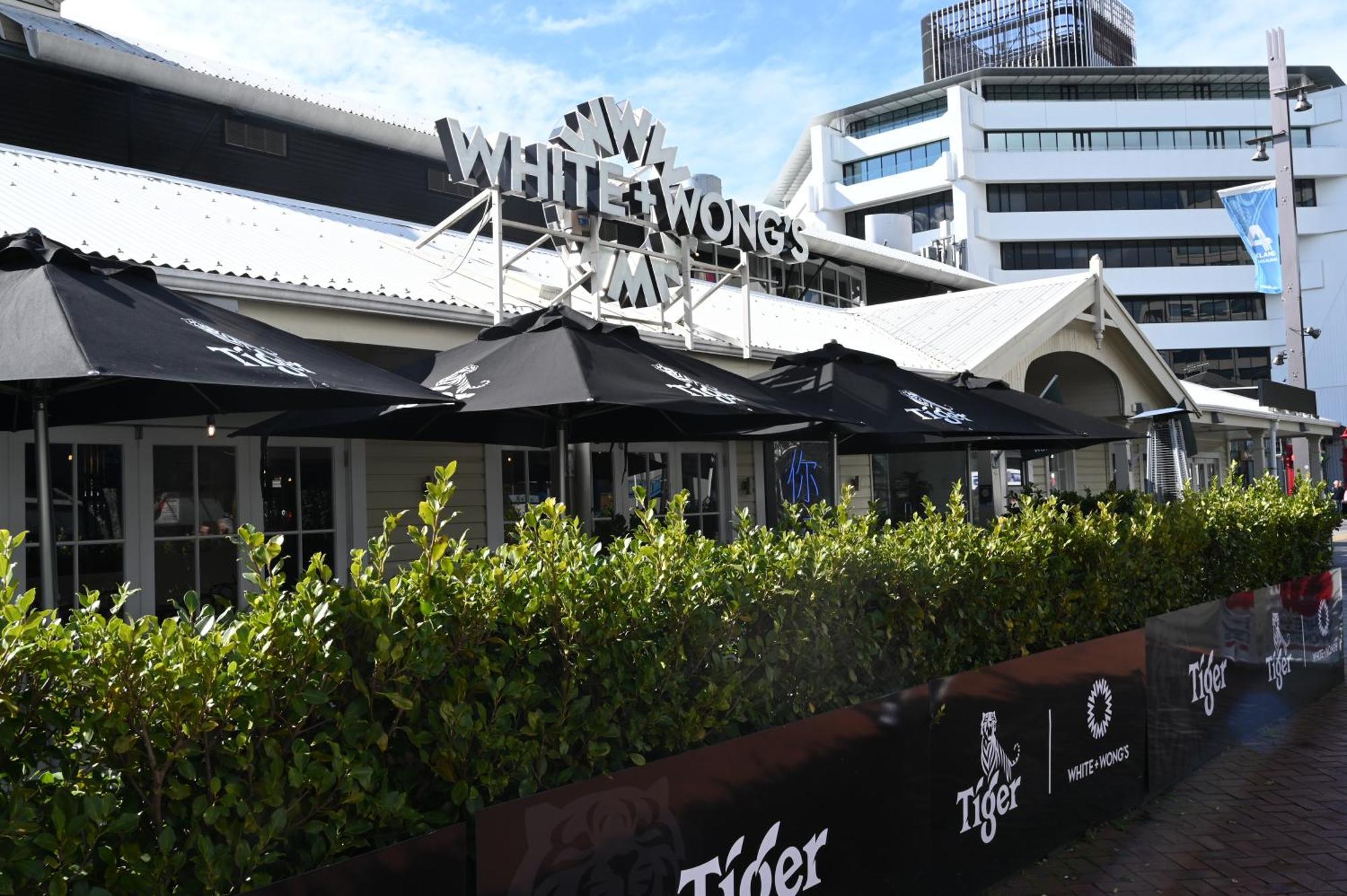 Luxurious & Spacious Living With Breathtaking Views Auckland Exteriör bild